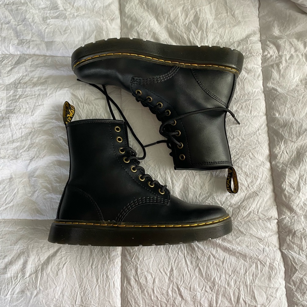 Zavala dr.martens